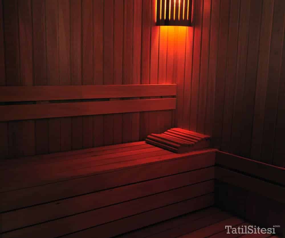 Golden Day Wings Hotel